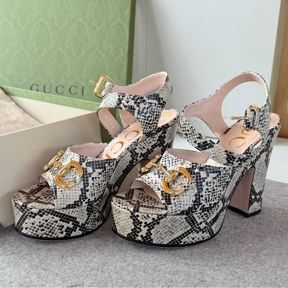 Gucci Women's Snakeskin Platform Sandals - Black and Cream - Picture 1 of 10